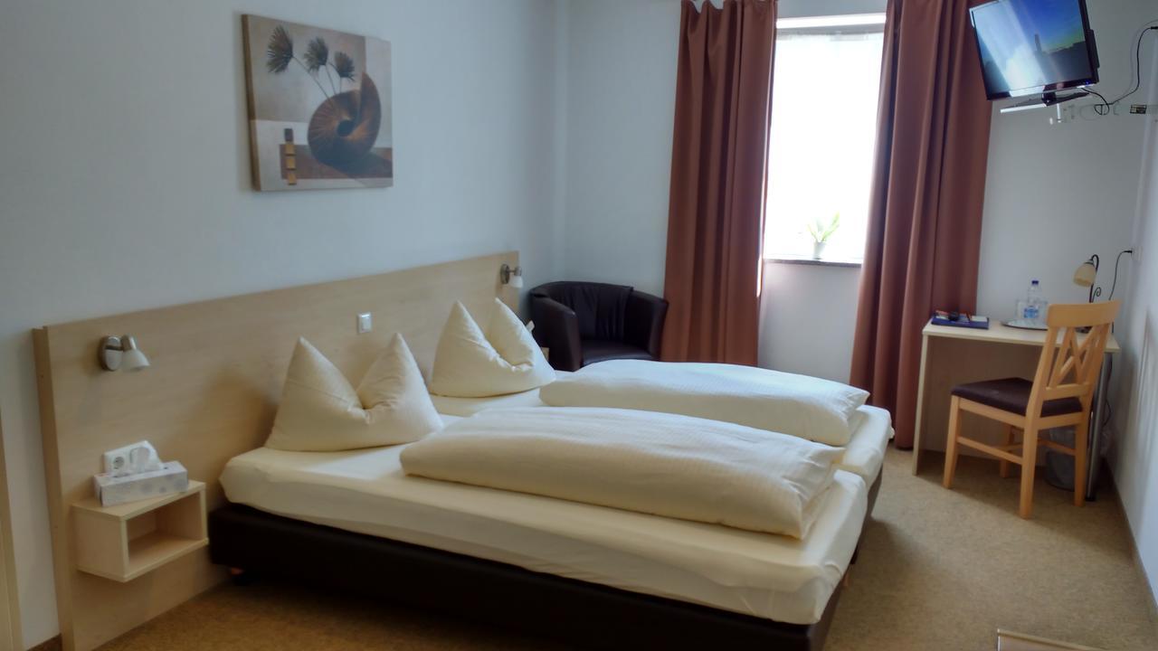 Hotel - Gasthof Erber Sinzing ภายนอก รูปภาพ