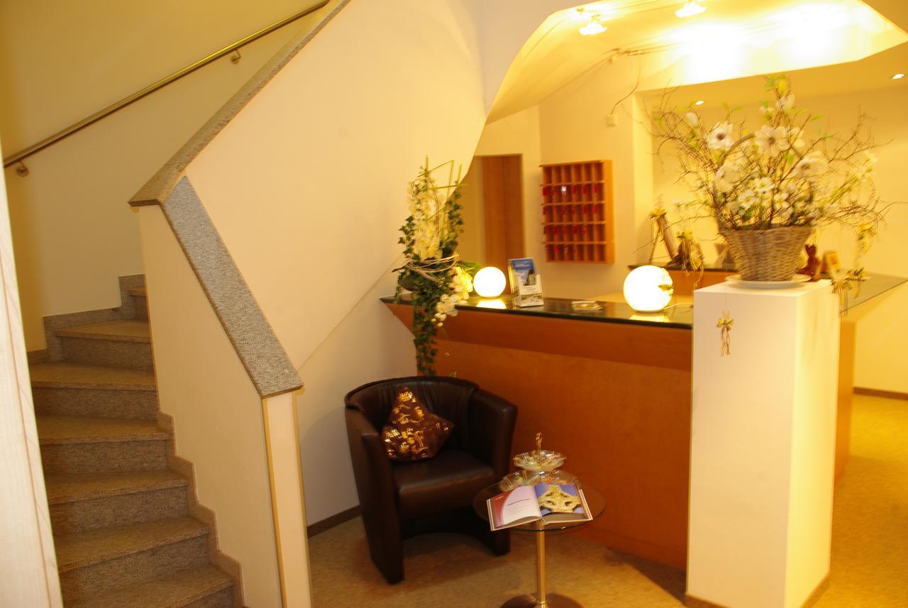 Hotel - Gasthof Erber Sinzing ภายนอก รูปภาพ